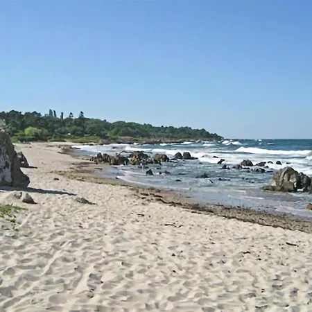 Апартаменты 1 Bedroom Gorgeous In