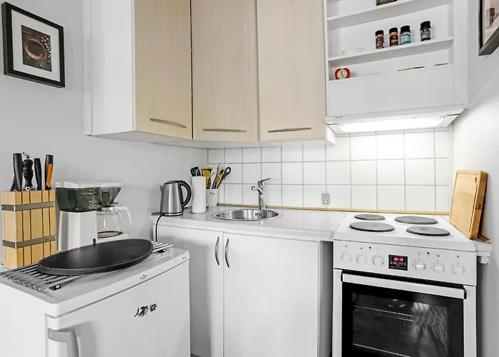 1 Bedroom Gorgeous In